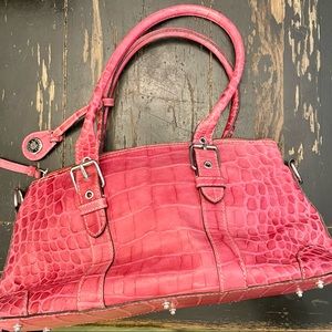 Authentic Dooney & Bourke pink bag! Used only a few times.
